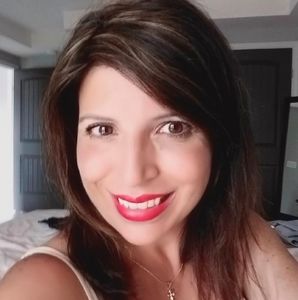 Meet your Posher, Giuseppina